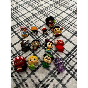 Just Play Disney Doorables miniature Figures 13 Bundle